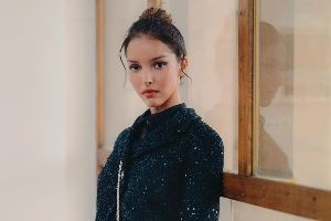 法媒：本泽马将于7月与美女演员结婚 恋情可能开始于金球颁奖典礼图片